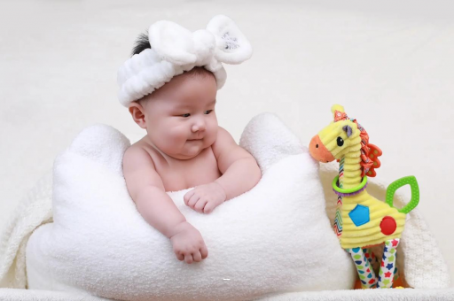 无为宝宝几个月翻身